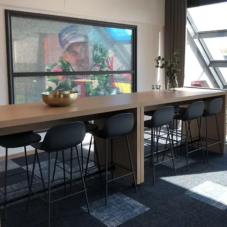 מלון Idraettens Hus Og Konference בונדביבסטר