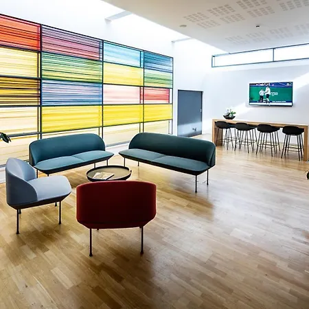 מלון Idraettens Hus Og Konference 3*