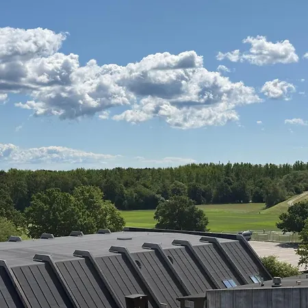 Idraettens Hus Og Konference Brøndbyvester