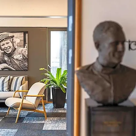 Idraettens Hus Og Konference Hotel 3*