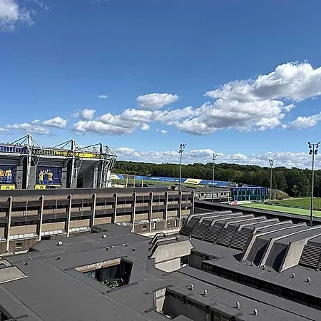 Idraettens Hus Og Konference 3* Brøndbyvester