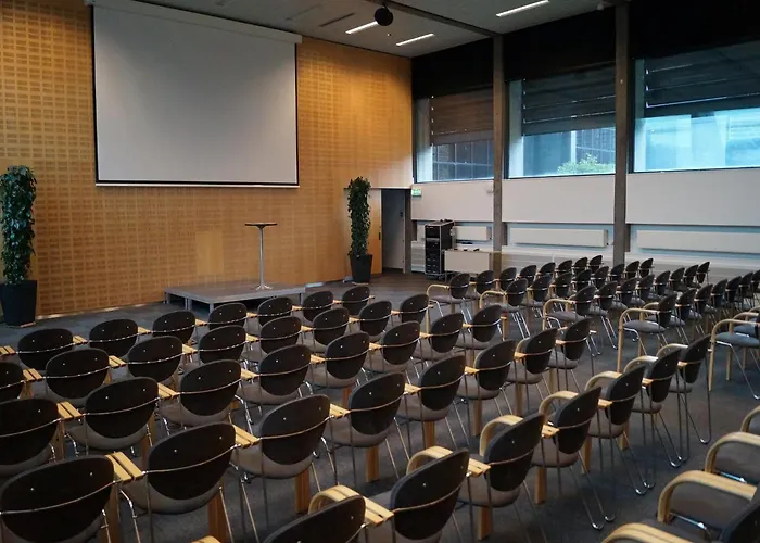 Idraettens Hus Og Konference 酒店 Brøndbyvester